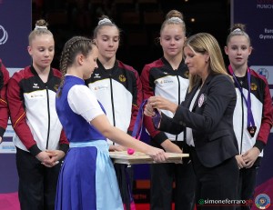 podium ph simone ferraro sfa02442 copia1